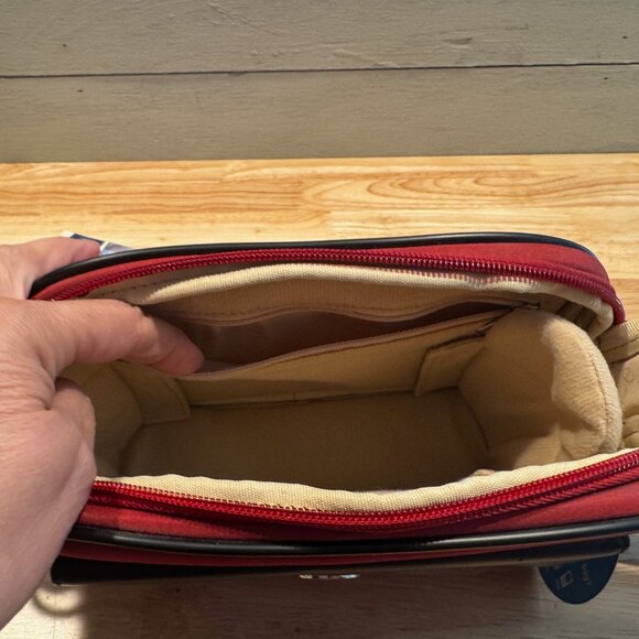 NWT JILL-E DESIGNS RED leather CAMERA SHOULDER Photography Compact System BAG - Picture 9 of 16